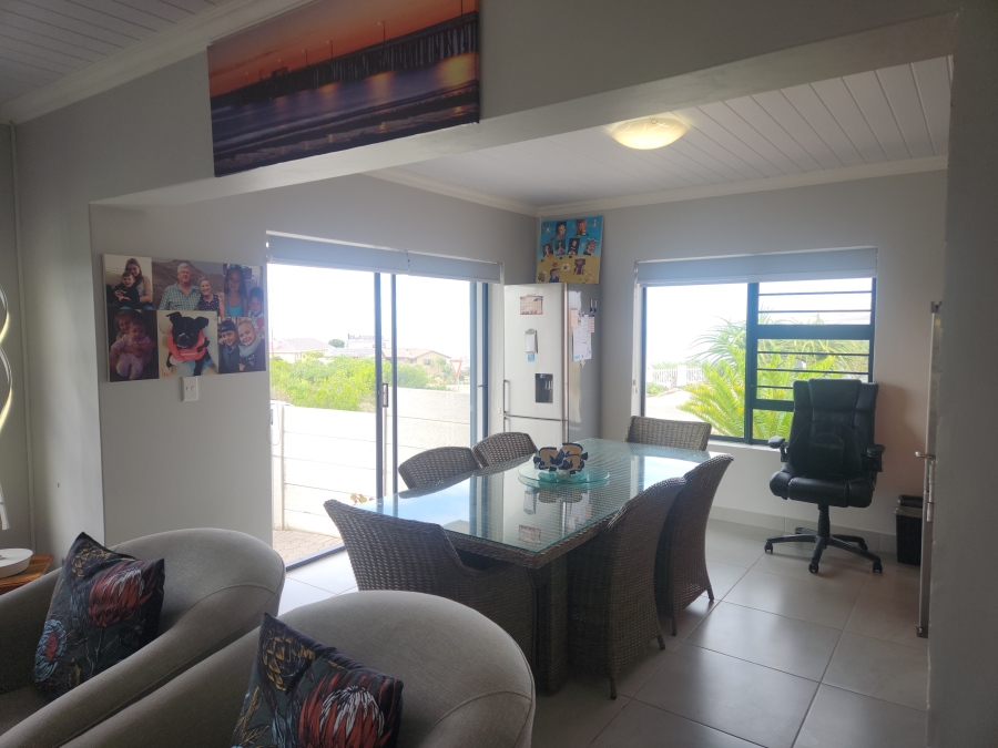 3 Bedroom Property for Sale in Dana Bay Western Cape